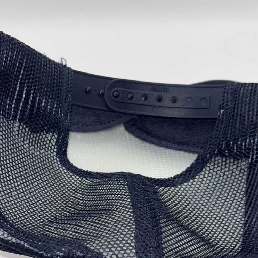 Knicks  Trucker Hat - Navy and White - Picture 5 of 6